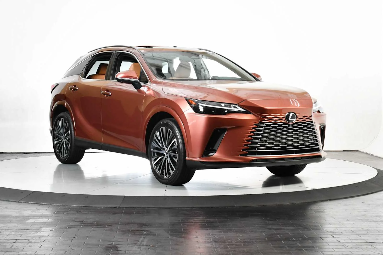 Used 2025 Copper Crest Lexus Premium Plus image 7