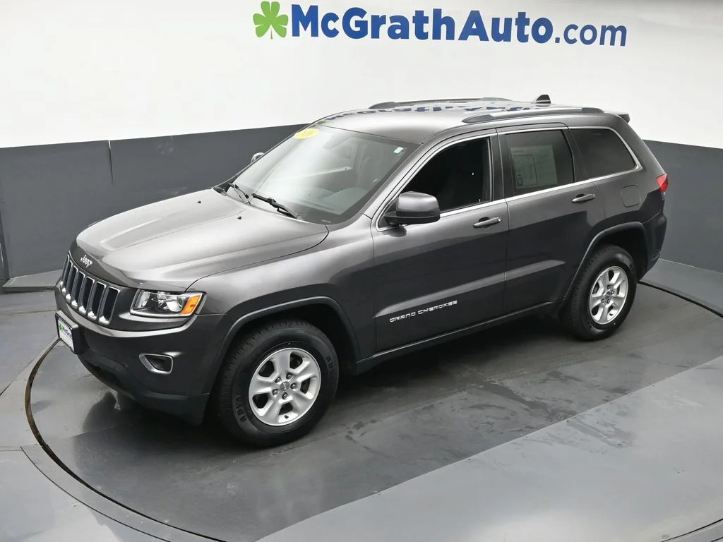 Used 2016 Gray Jeep Laredo image 22