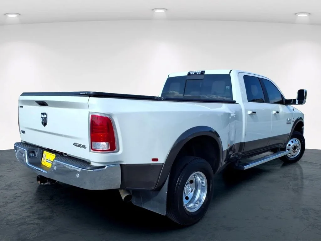 Used 2018 White Ram Laramie image 8