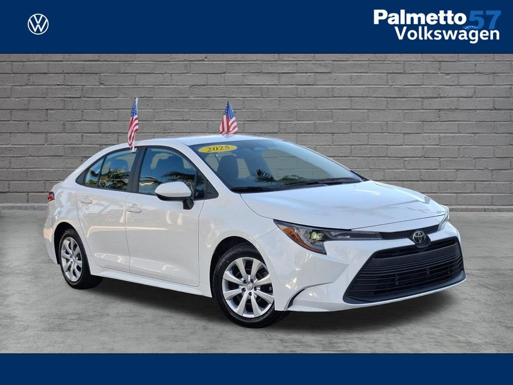 Used 2025 White Toyota LE image 1