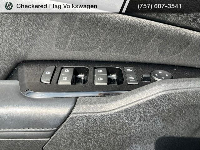 Used 2023 Ebony Black Kia EX image 15