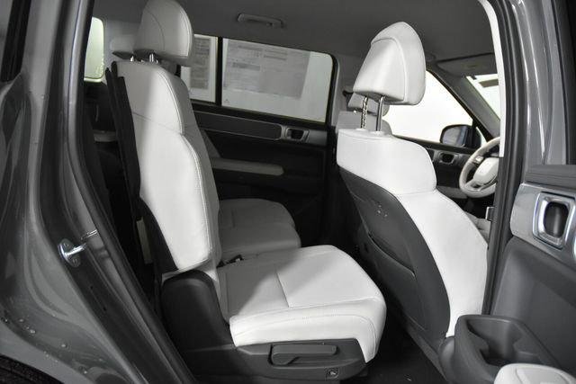 New 2027 Gray Hyundai SE AWD image 82