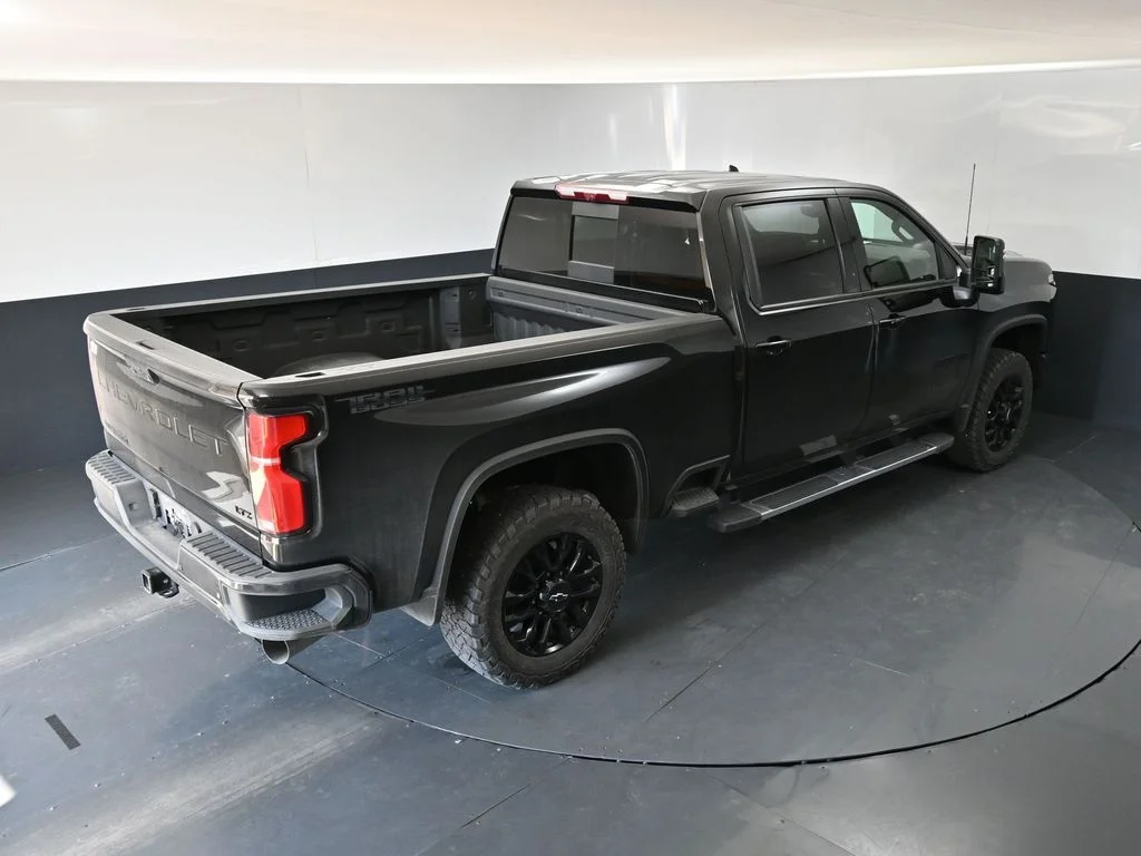 Used 2025 Black Chevrolet LTZ image 16