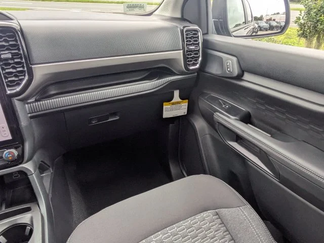 New 2026 Shadow Black Ford XLT image 17