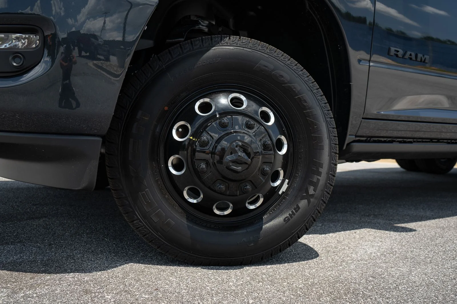 New 2026 Blue Ram Laramie image 7