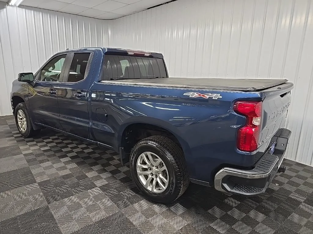 Used 2019 NORTHSKY BLUE METALLIC Chevrolet LT image 9