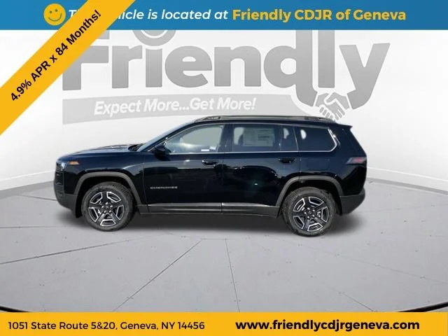 New 2026 Diamond Black Crystal Pearl-Coat Exterior Paint Jeep Laredo image 7