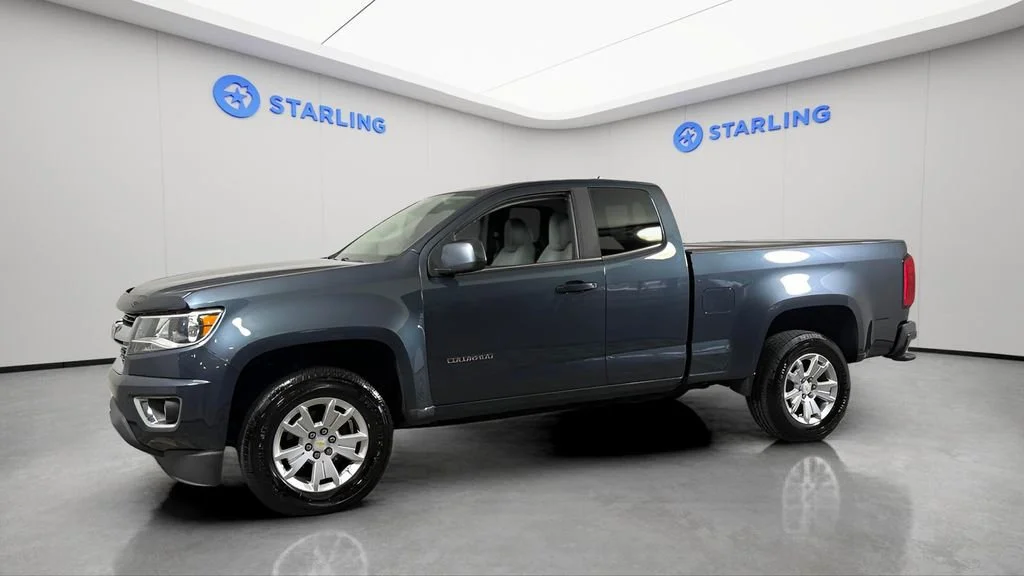 Used 2019 SHADOW GRAY METALLIC Chevrolet 2WD LT image 3