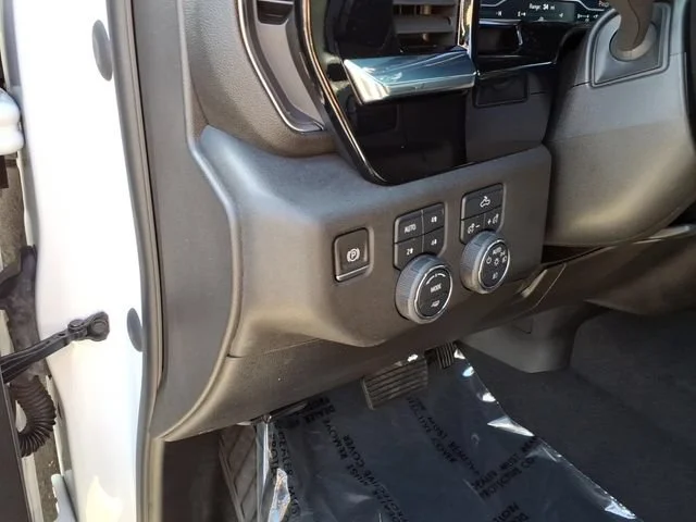 Used 2023 Summit White Chevrolet RST image 17