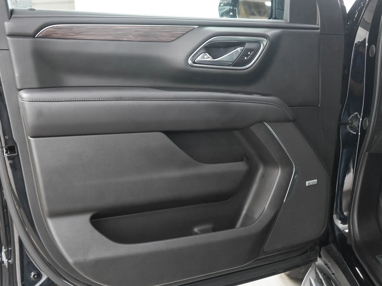 Used 2021 Black Chevrolet LT image 19