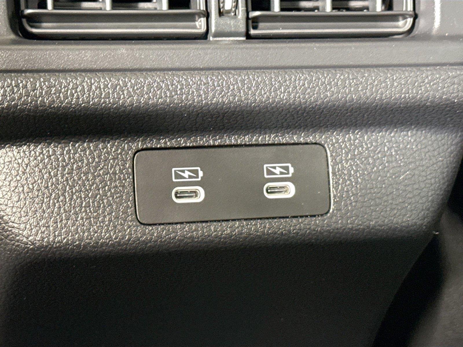Used 2024 Meteorite Gray Metallic Honda Touring image 37