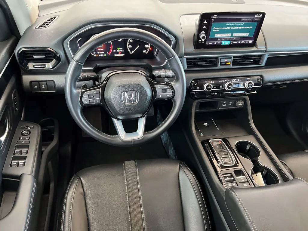 2025 Honda Pilot EX-L - Photo 13