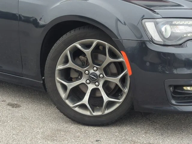 Certified 2018 Chrysler 300 S with VIN 2C3CCABG9JH240377 for sale in Crittenden, KY