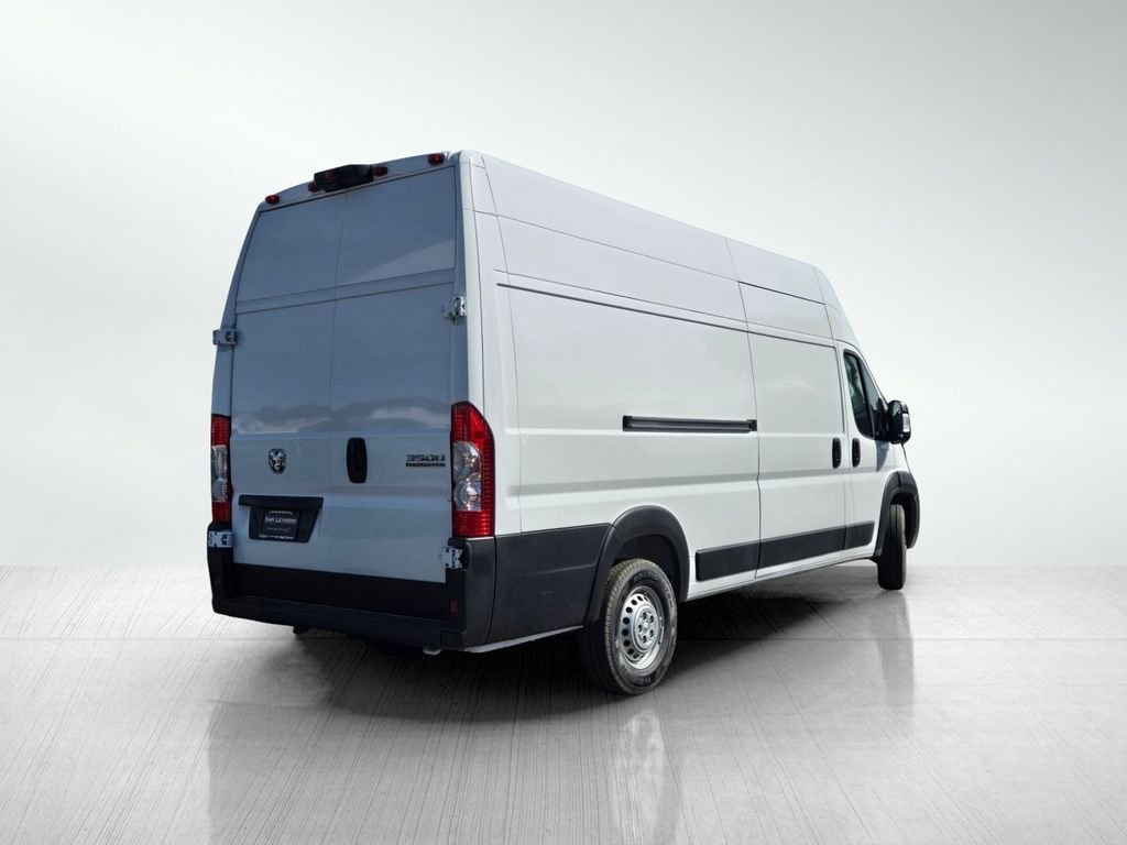 New 2026 Bright White Clear-Coat Exterior Paint RAM Tradesman image 4