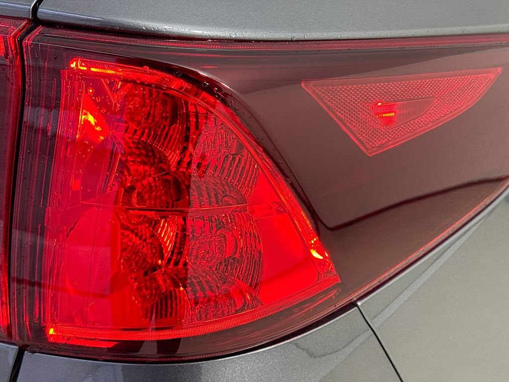 New 2026 Modern Steel Metallic Honda EX-L image 9