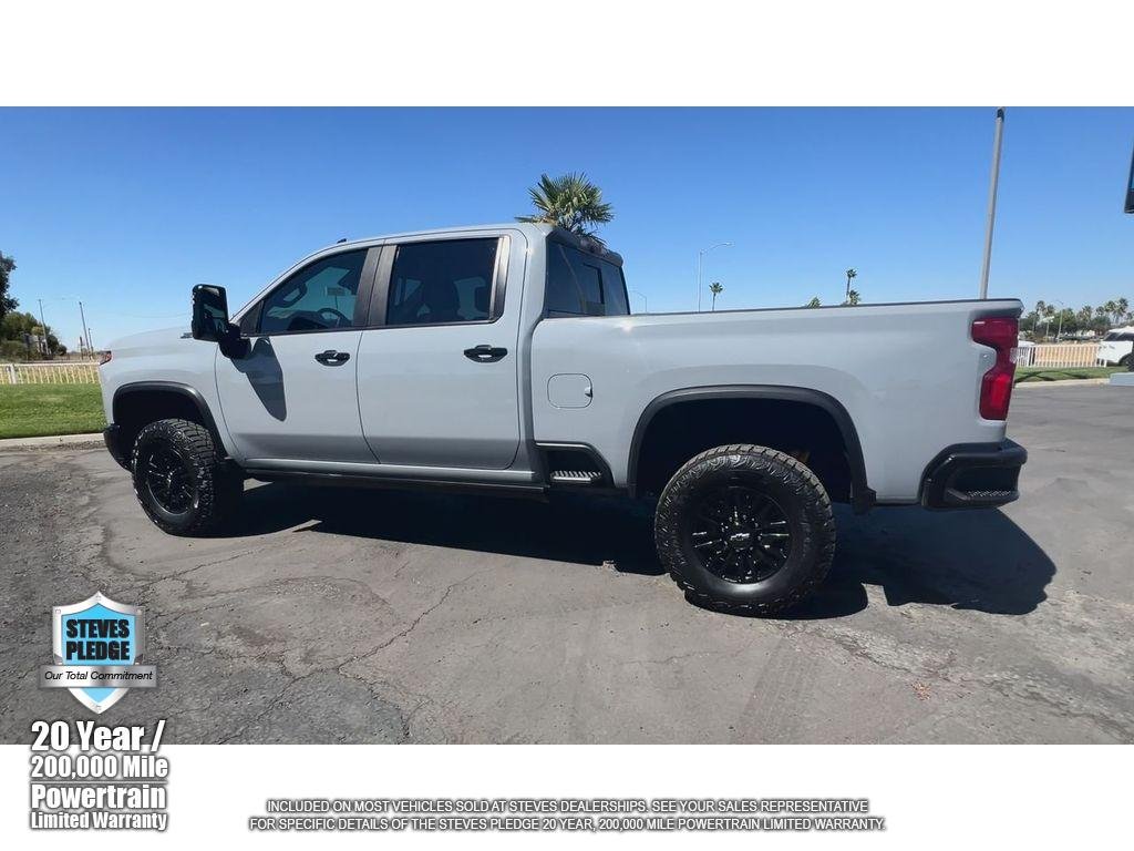 2024 Chevrolet Silverado 2500HD ZR2 - Photo 10