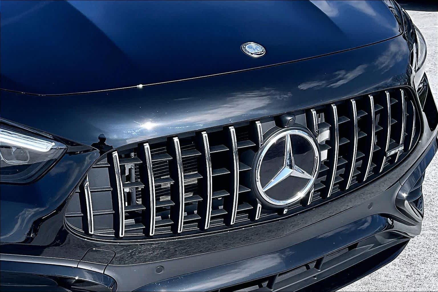Used 2025 Night Black Mercedes-Benz AMG® GLA 35 image 49