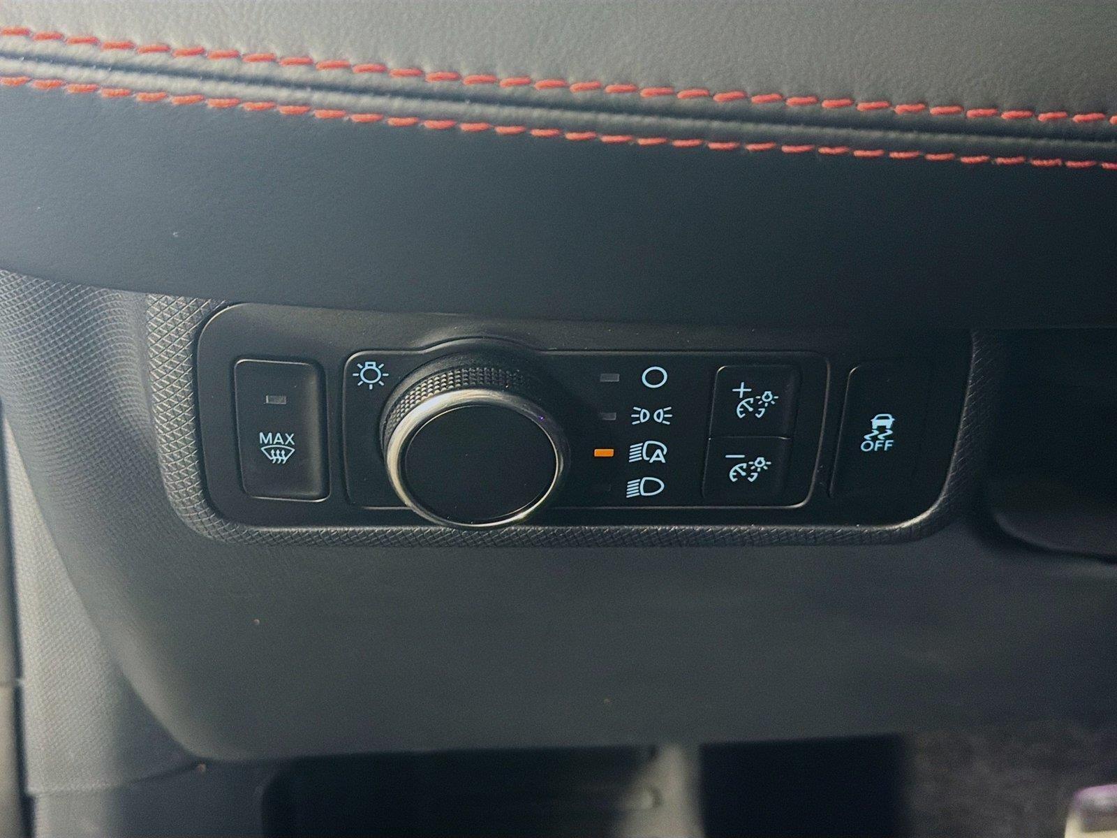 Used 2025 Shadow Black Ford Premium image 17