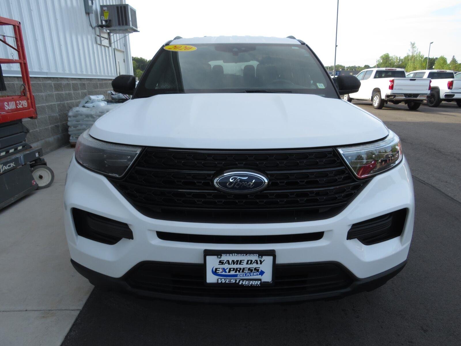 Used 2020 Oxford White Ford XLT image 15
