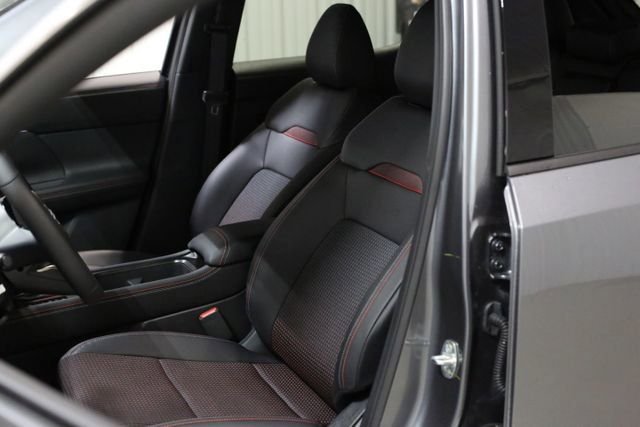 2026 Nissan KICKS SR AWD - Photo 8