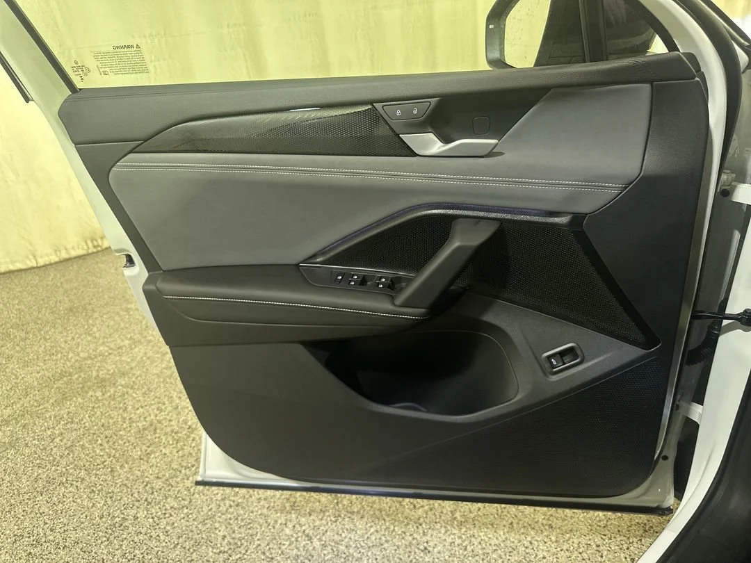 New 2026 Opal White Pearl Volkswagen SE R-Line Black image 18