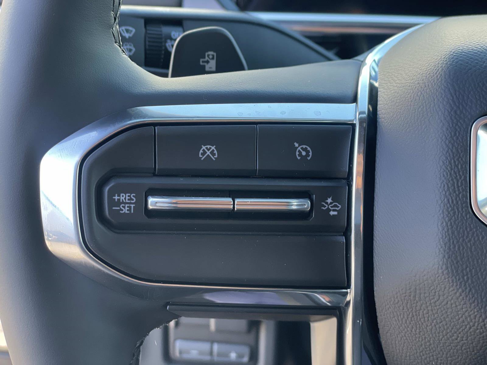 2026 GMC Sierra EV Elevation - Photo 11
