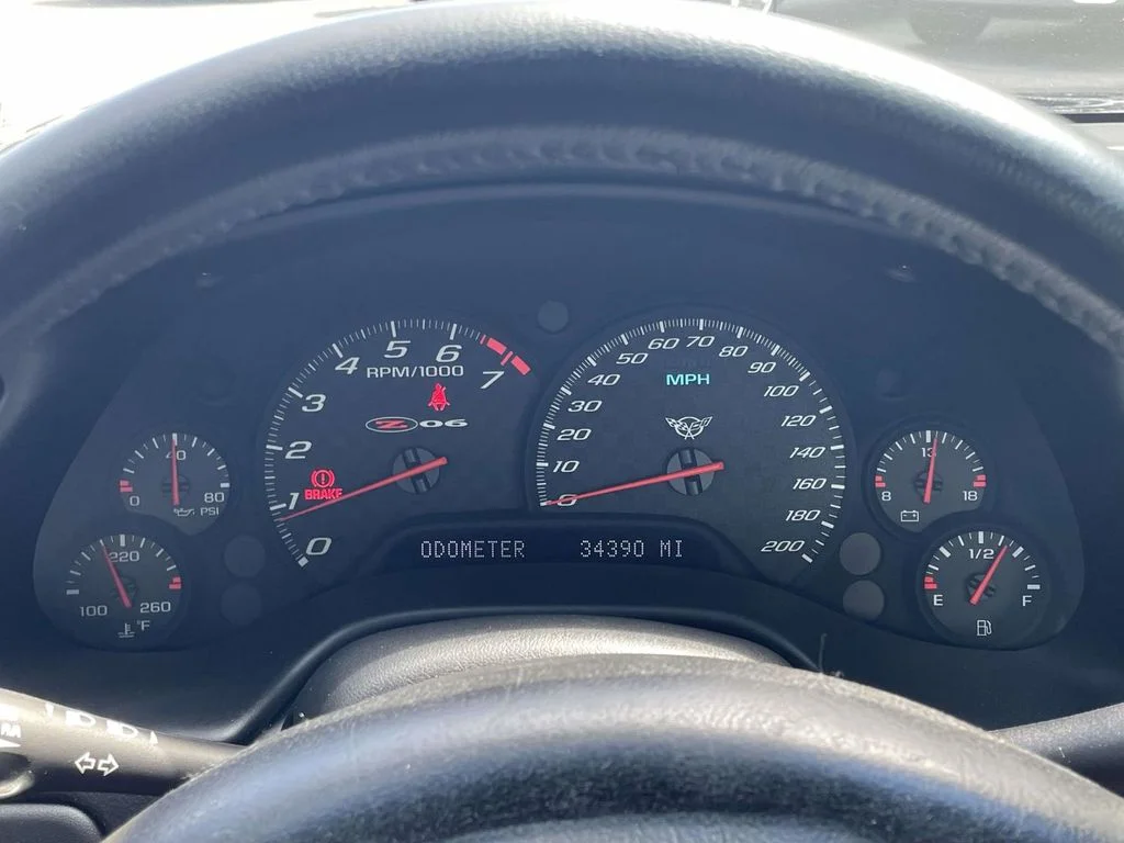 Used 2004 Black Chevrolet Z06 image 24
