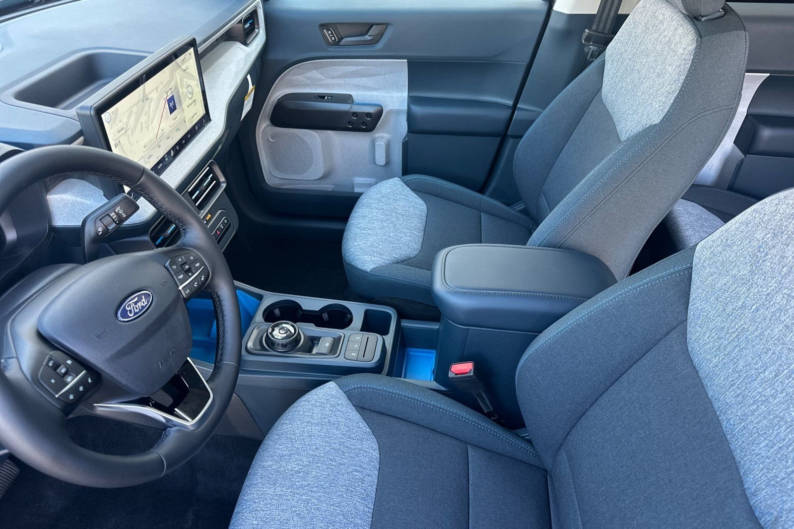 2025 Ford Maverick XLT - Photo 9