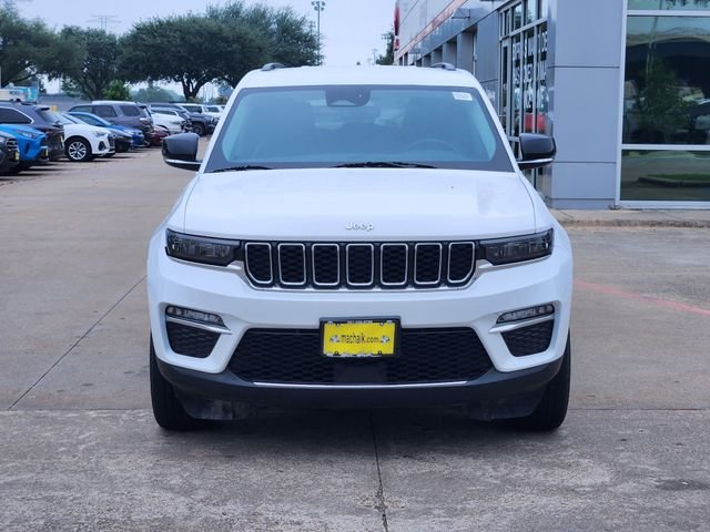 Used 2023 White/off-white Jeep Limited image 2