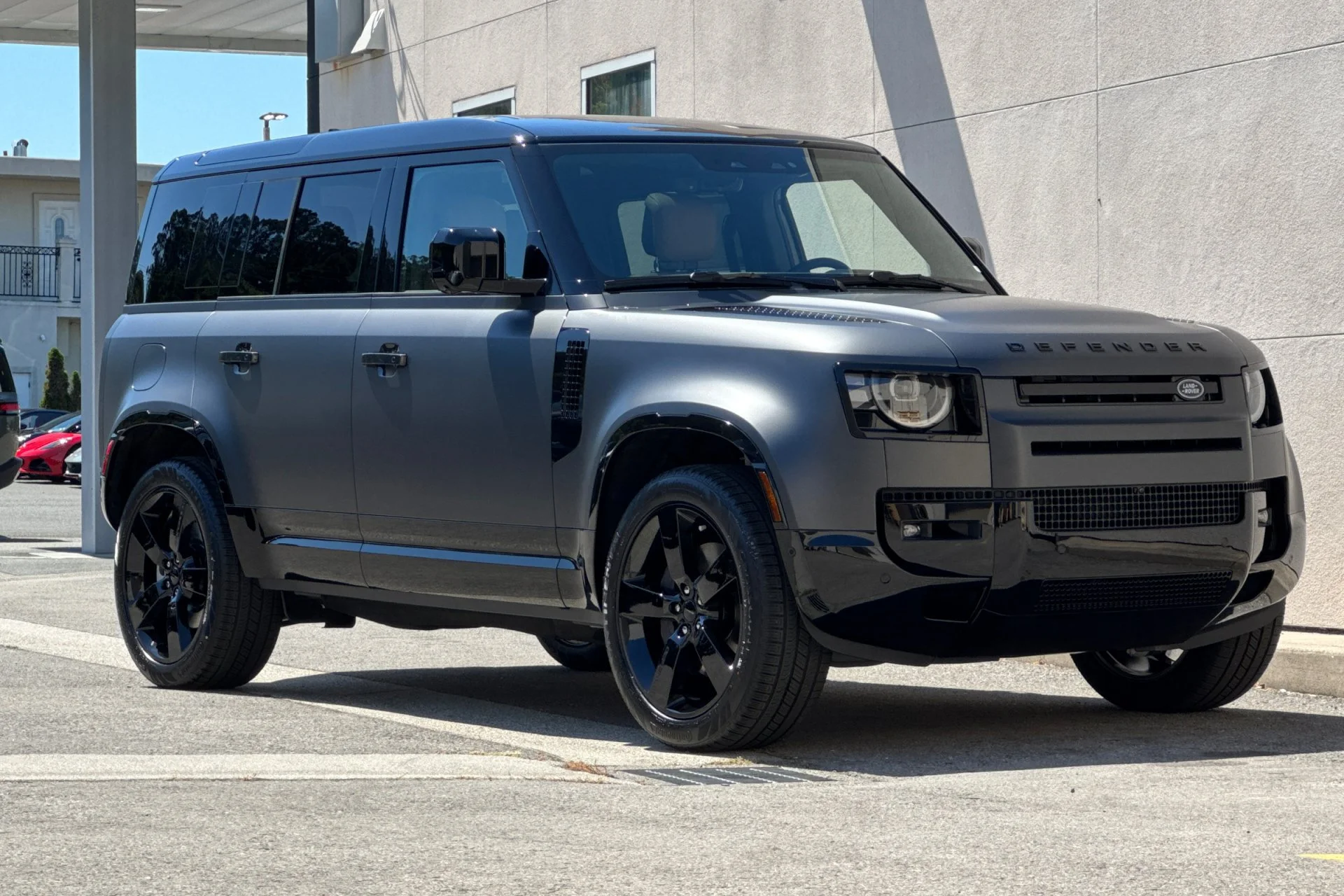New 2026 Carpathian Grey Land Rover X-Dynamic SE image 9