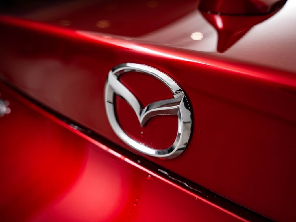 Used 2022 Soul Red Crystal Metallic Mazda Grand Touring image 17
