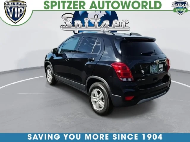 Used 2022 Black Chevrolet LT image 7
