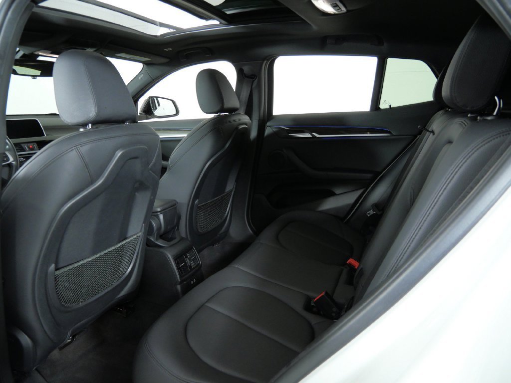 Used 2018 Mineral White Metallic BMW xDrive28i image 31