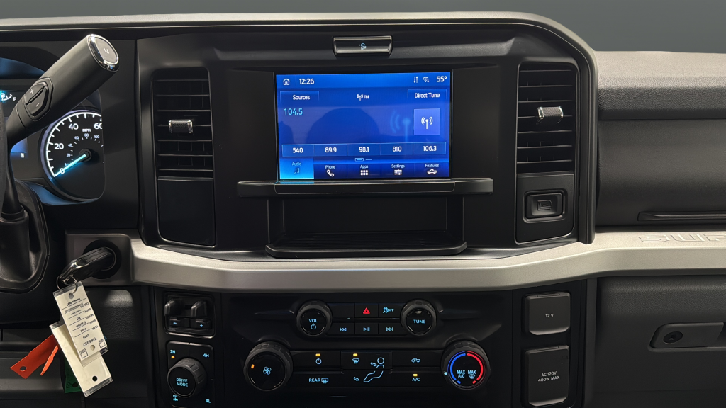 Used 2026 Oxford White Ford XLT image 12