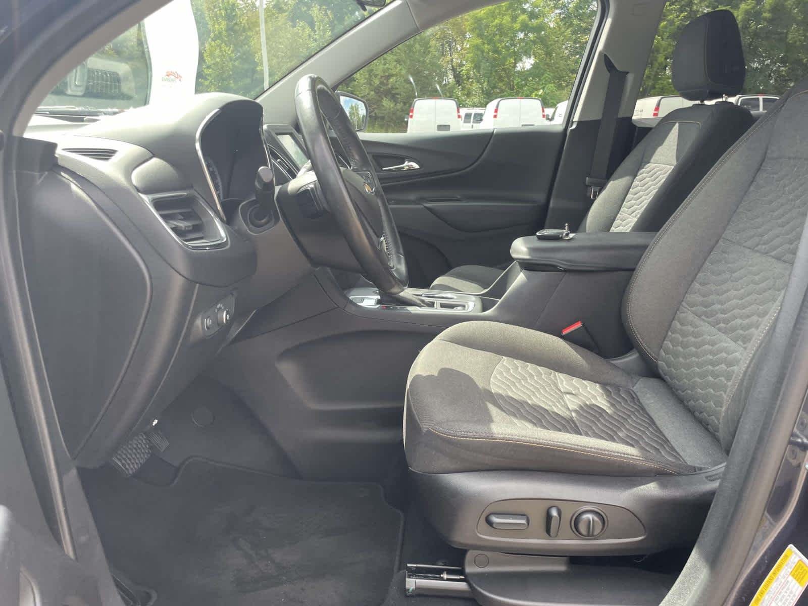 Used 2018 STORM BLUE METALLIC Chevrolet LT image 22