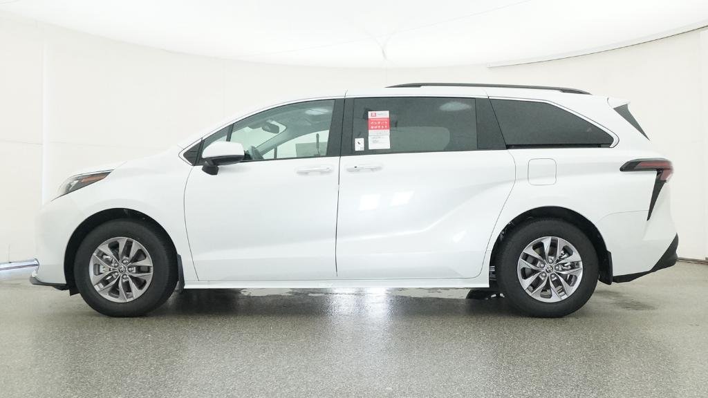 New 2026 Wind Chill Pearl Toyota XLE image 52