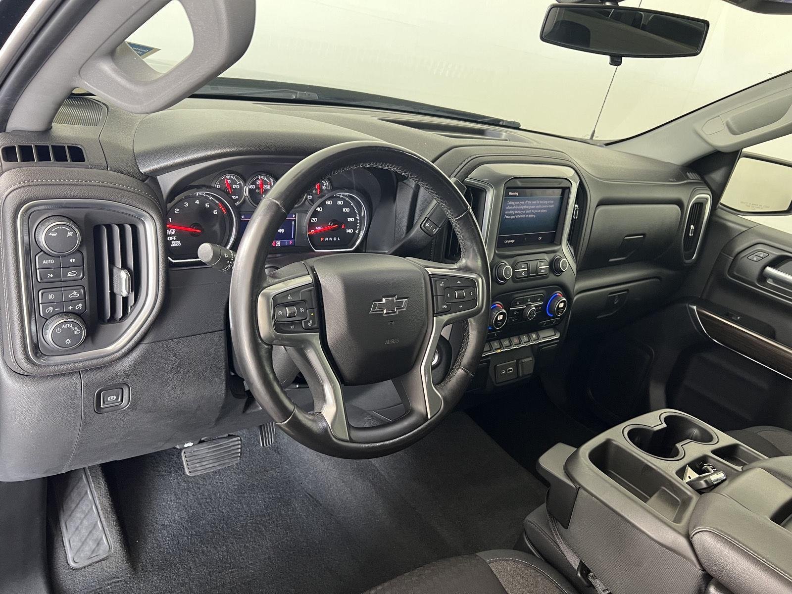 Used 2019 Black Chevrolet RST image 5