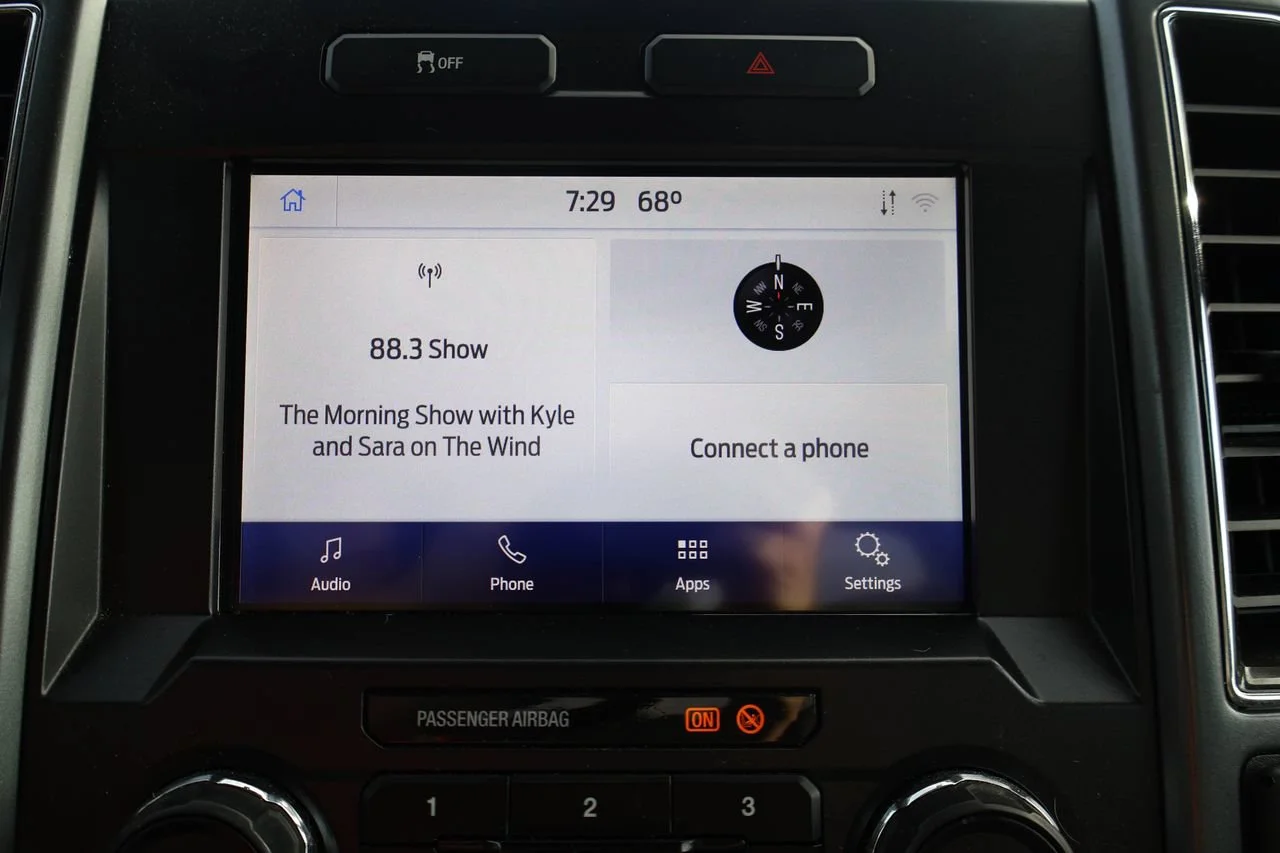 Used 2022 White Ford XLT image 14