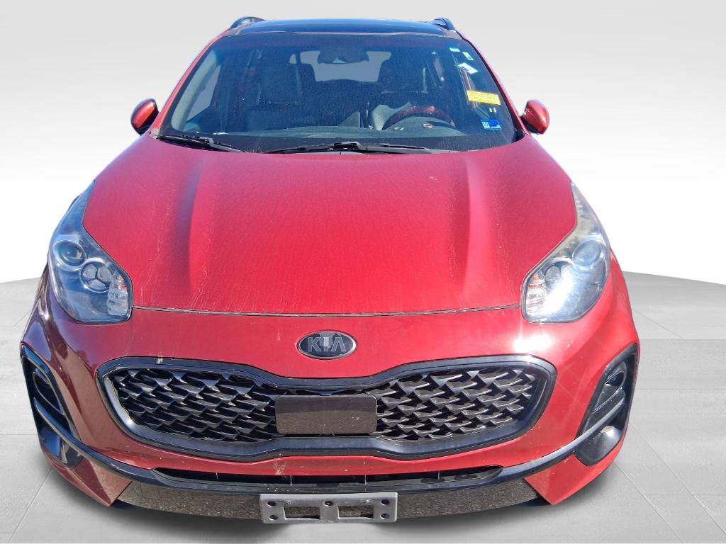 Used 2022 Red Kia Nightfall image 2