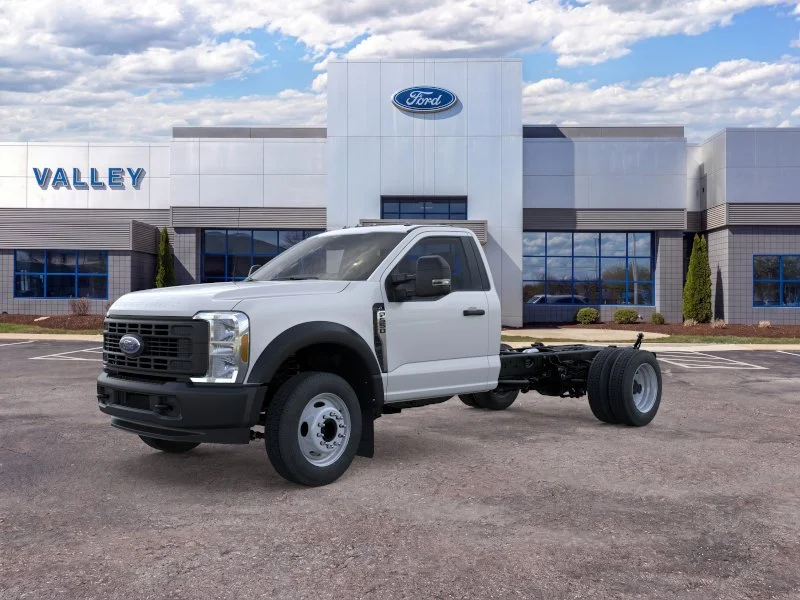 New 2026 Oxford White Ford F-550® XL image 49