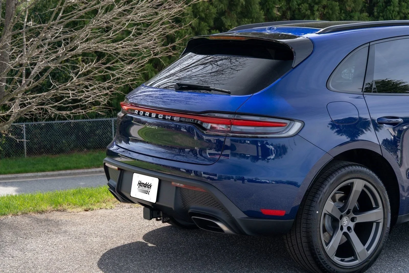 New 2026 Gentian Blue Metallic Porsche Base image 14