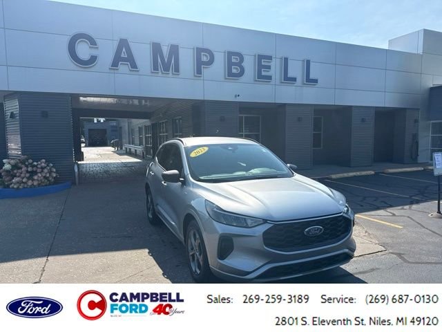 Certified Used 2023 Iconic Silver Metallic Ford ST-Line image 1