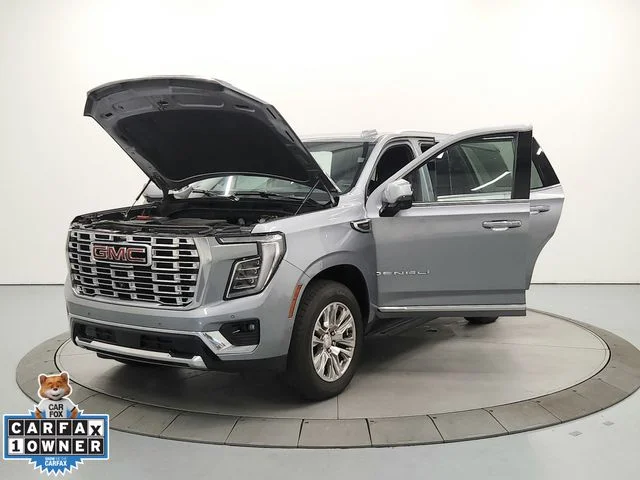 Used 2025 Silver GMC Denali image 12