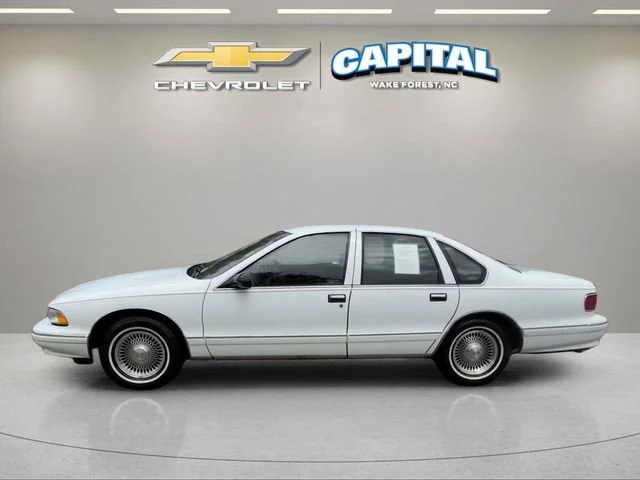 Used 1996 White Chevrolet 1SA Special Value Pkg image 2