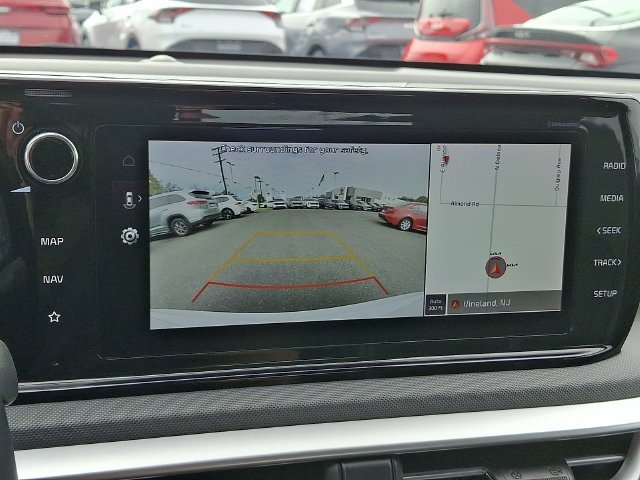 Used 2022 White Kia GT-Line image 18
