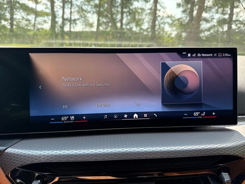 New 2026 White BMW 330i xDrive image 15