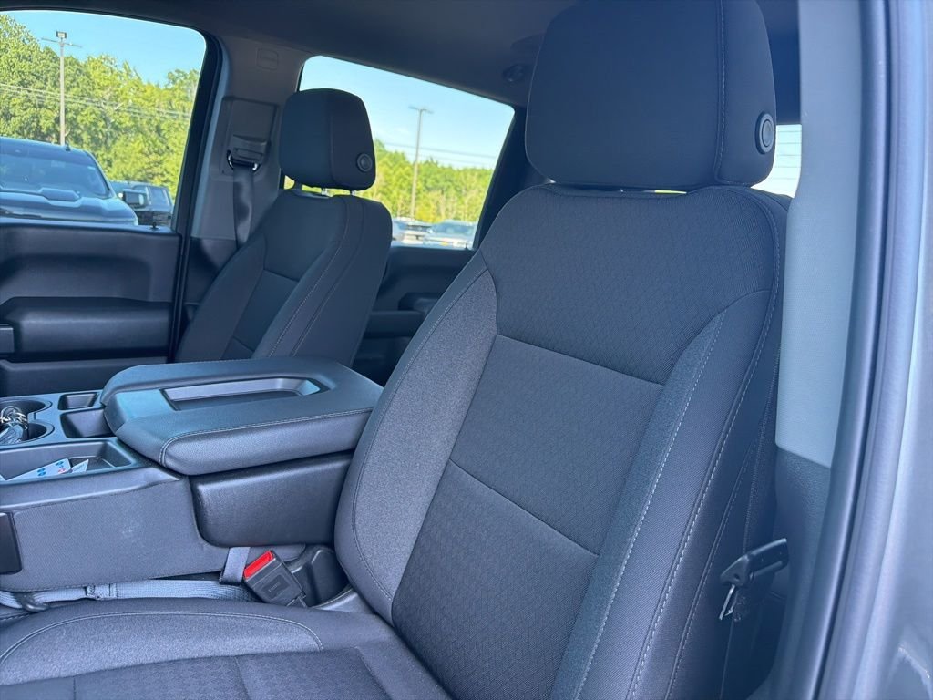 Used 2024 Gray Chevrolet Custom image 8