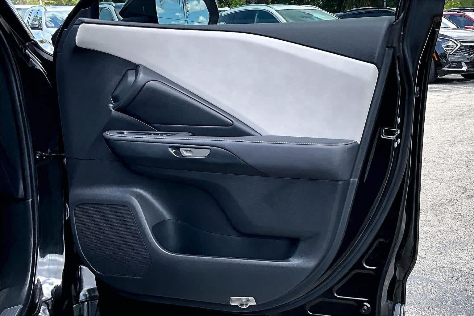 Used 2024 Caviar Lexus Premium image 27