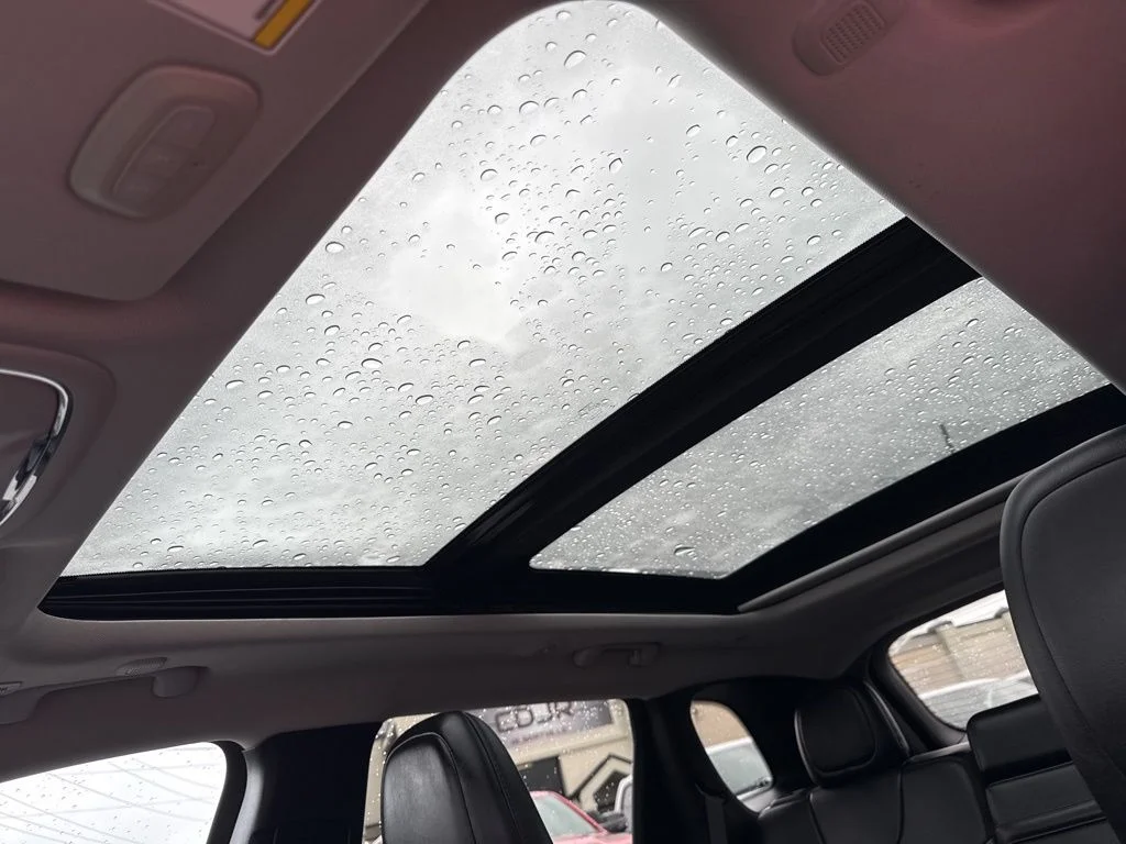 Used 2019 Black Jeep Limited image 35