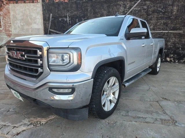 2016 GMC Sierra 4WD Double Cab Standard Box SLE's photo